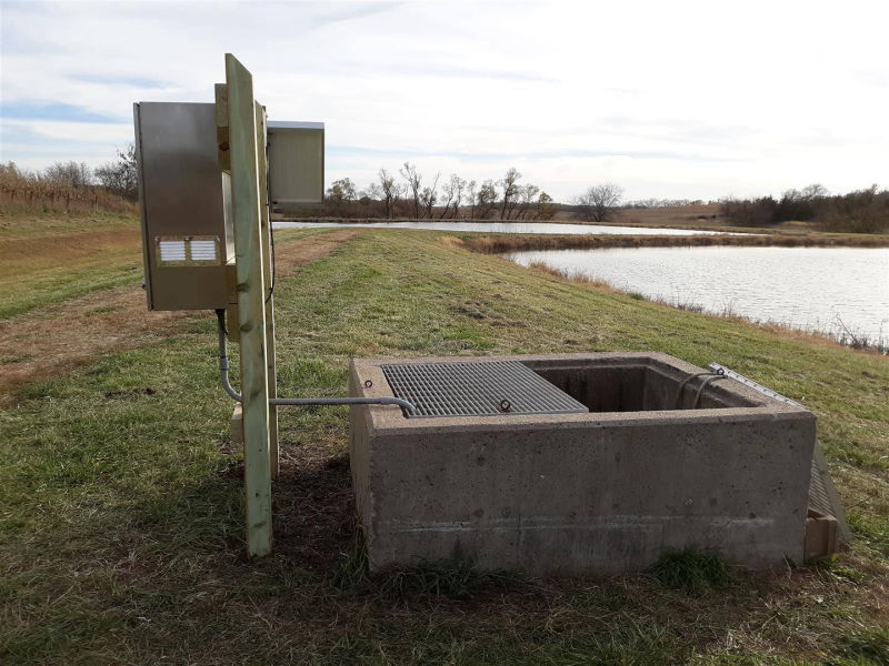 Panama, NE - Teledyne ISCO Signature Ultrasonic, stainless steel enclosure, solar panel, and deep cycle battery