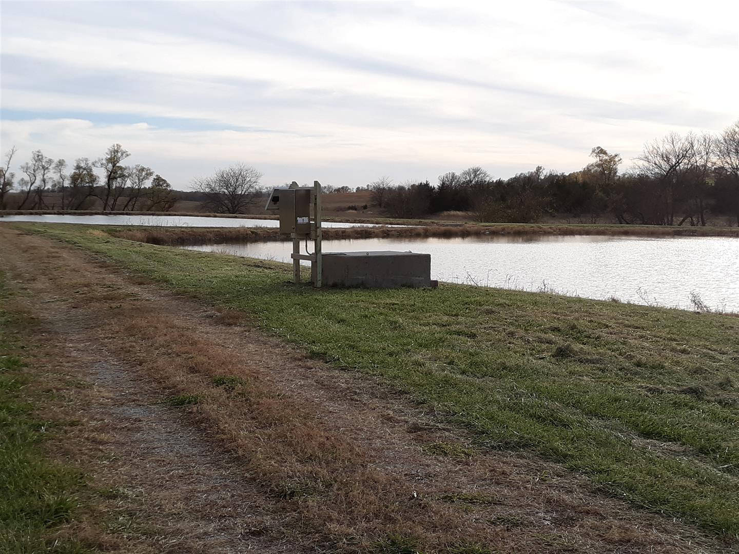 Panama, NE - Teledyne ISCO Signature Ultrasonic, stainless steel enclosure, solar panel, and deep cycle battery