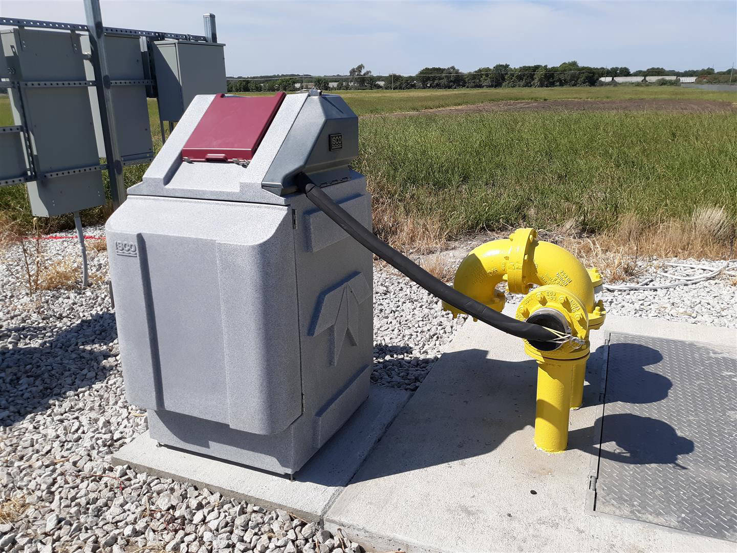 Fremont NE - Lincoln Premium Poultry - Teledyne ISCO 5800 Refrigerated Sampler.