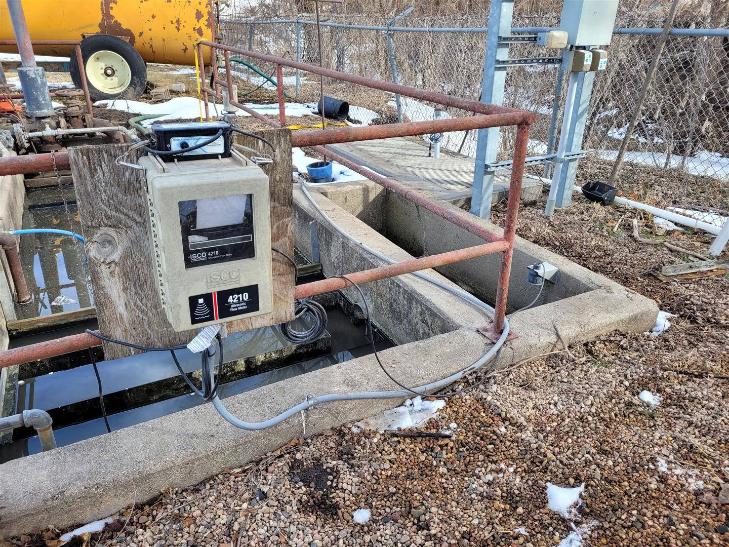 Table Rock NE - Replaced an old flowmeter Teledyne ISCO Signature Ultrasonic Flowmeter.