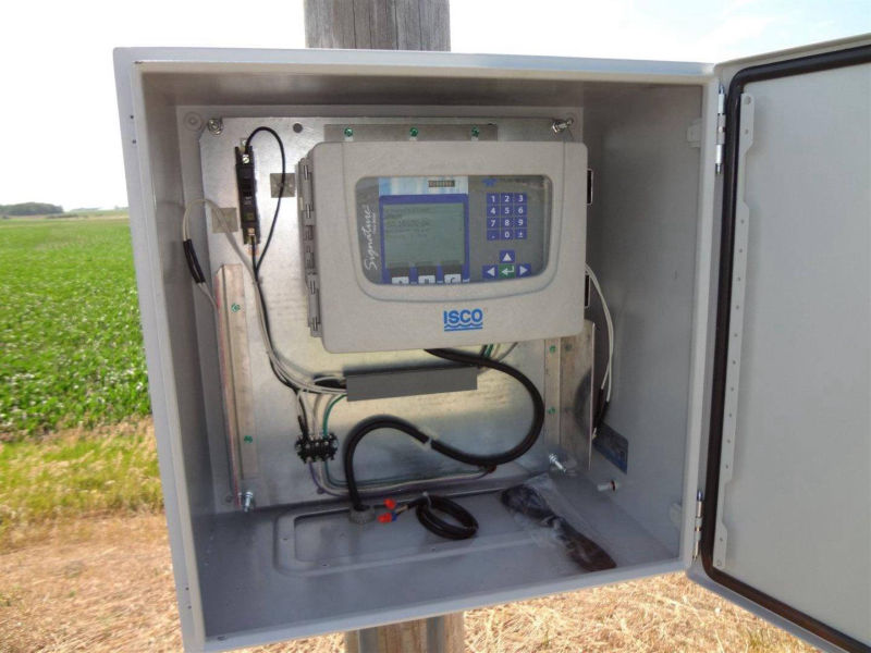 Farnhamville, IA - Teledyne ISCO Sighanture Ultrasonic Flow Meter and Steel Enclosure