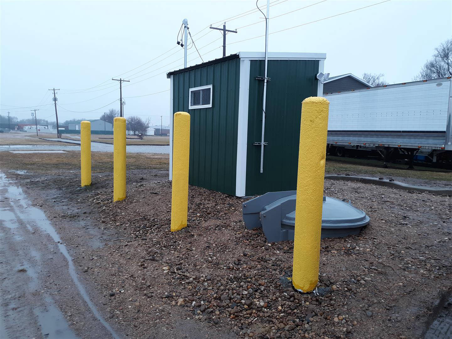 Gibbon, NE - Fiberglass metering manhole, Teledyne ISCO Signature Ultrasonic, Teledyne ISCO 5800 Refrigerated Sampler