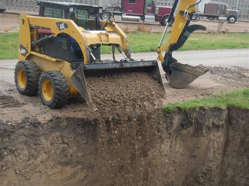 Gibbon, NE - Fiberglass metering manhole, Teledyne ISCO Signature Ultrasonic, Teledyne ISCO 5800 Refrigerated Sampler