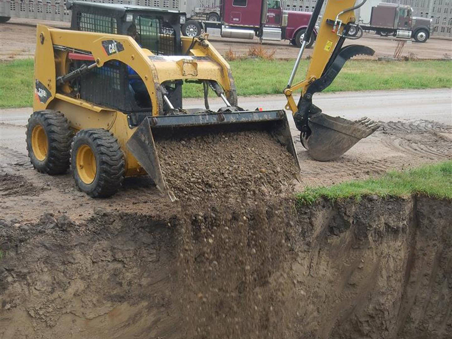 Gibbon, NE - Fiberglass metering manhole, Teledyne ISCO Signature Ultrasonic, Teledyne ISCO 5800 Refrigerated Sampler