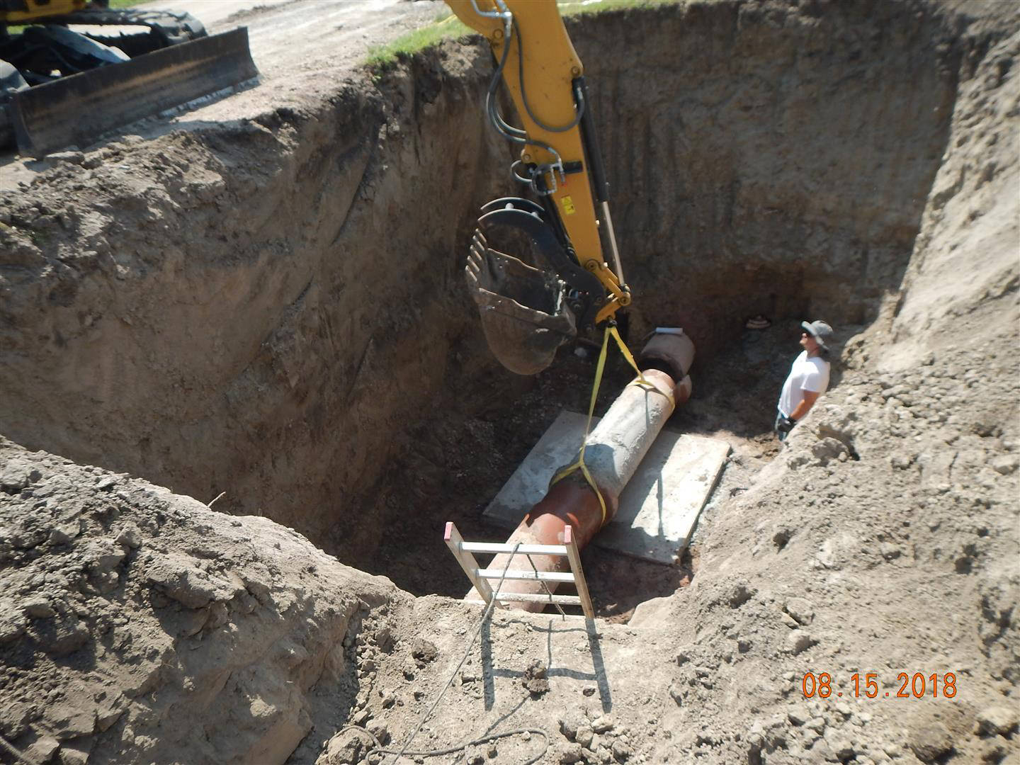 Gibbon, NE - Fiberglass metering manhole, Teledyne ISCO Signature Ultrasonic, Teledyne ISCO 5800 Refrigerated Sampler