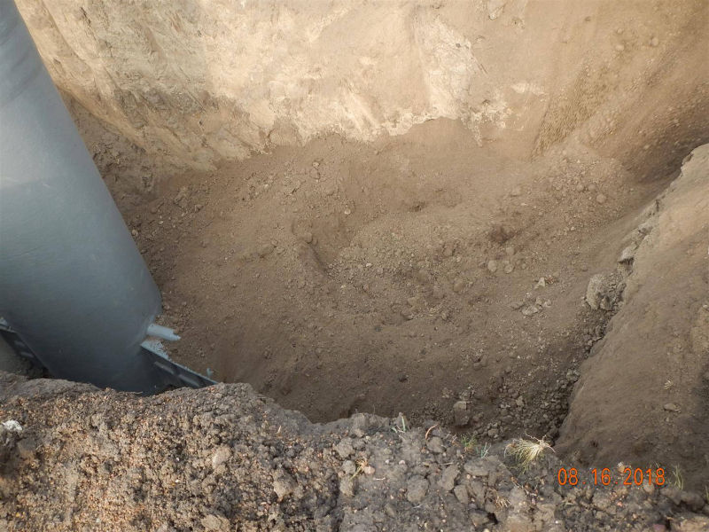 Gibbon, NE - Fiberglass metering manhole, Teledyne ISCO Signature Ultrasonic, Teledyne ISCO 5800 Refrigerated Sampler