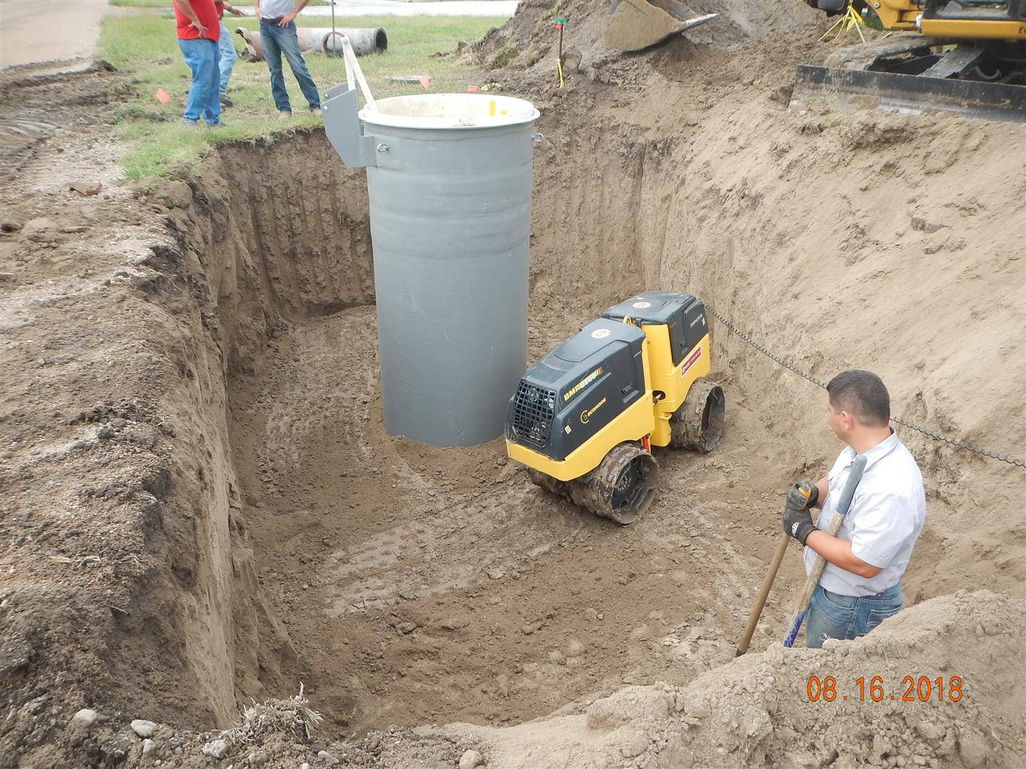 Gibbon, NE - Fiberglass metering manhole, Teledyne ISCO Signature Ultrasonic, Teledyne ISCO 5800 Refrigerated Sampler