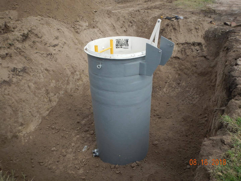 Gibbon, NE - Fiberglass metering manhole, Teledyne ISCO Signature Ultrasonic, Teledyne ISCO 5800 Refrigerated Sampler