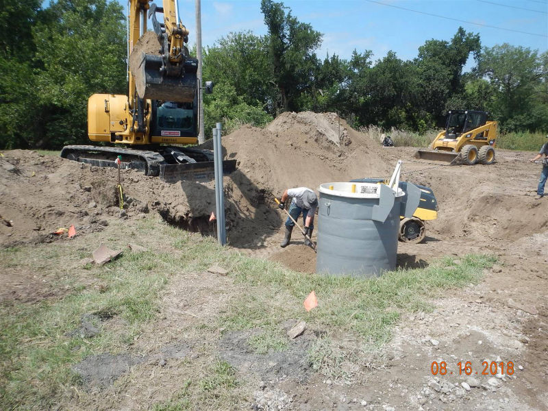 Gibbon, NE - Fiberglass metering manhole, Teledyne ISCO Signature Ultrasonic, Teledyne ISCO 5800 Refrigerated Sampler
