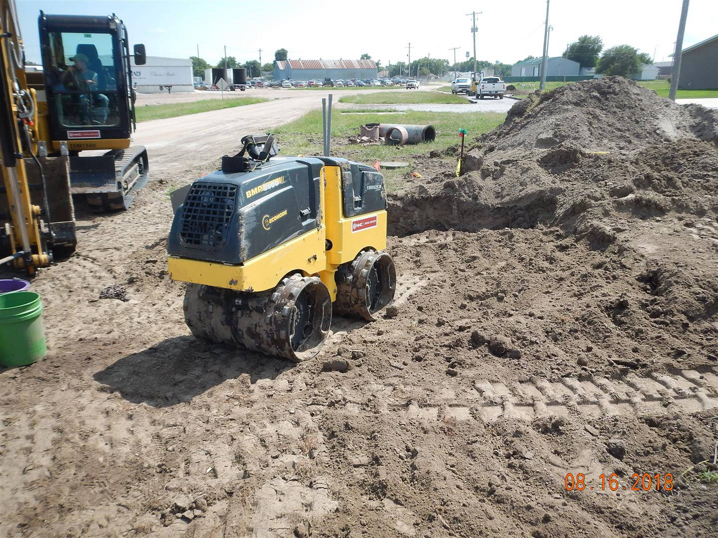 Gibbon, NE - Fiberglass metering manhole, Teledyne ISCO Signature Ultrasonic, Teledyne ISCO 5800 Refrigerated Sampler